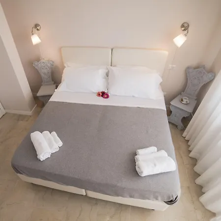 Attico 33 Alojamento de Acomodação e Pequeno-almoço 4*