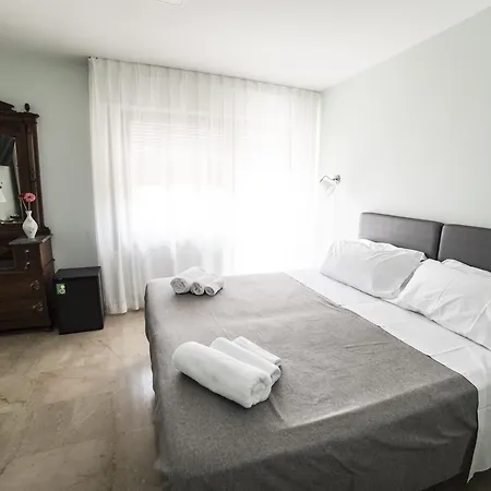 Bed & Breakfast Attico 33 4*